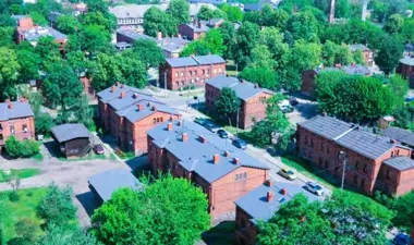 Grafika promocyjna wydarzenia Żyrardów „miasto idealne” — wycieczka z przewodnikiem