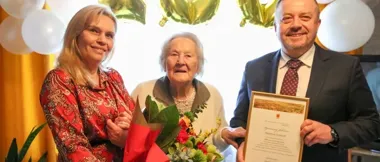 Sto lat i wspomnienia – setne urodziny Pani Stanisławy odwiedził prezydent