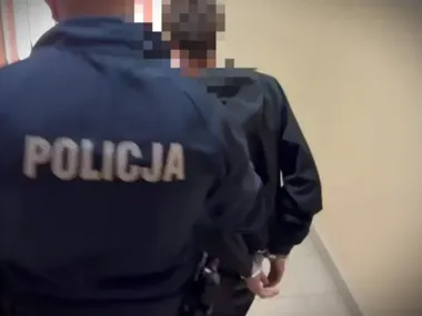 Strzały w pociąg pod Żyrardowem. 19-latek usłyszał zarzut